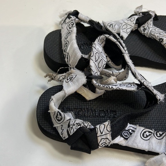 Arizona love sandals - Picture 2 of 3